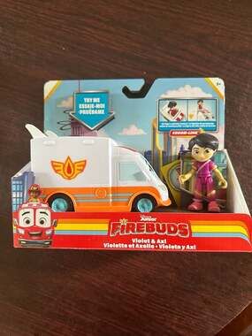 Disney Junior Firebuds Violet & Axl Figure and Ambulance Vehicle Set